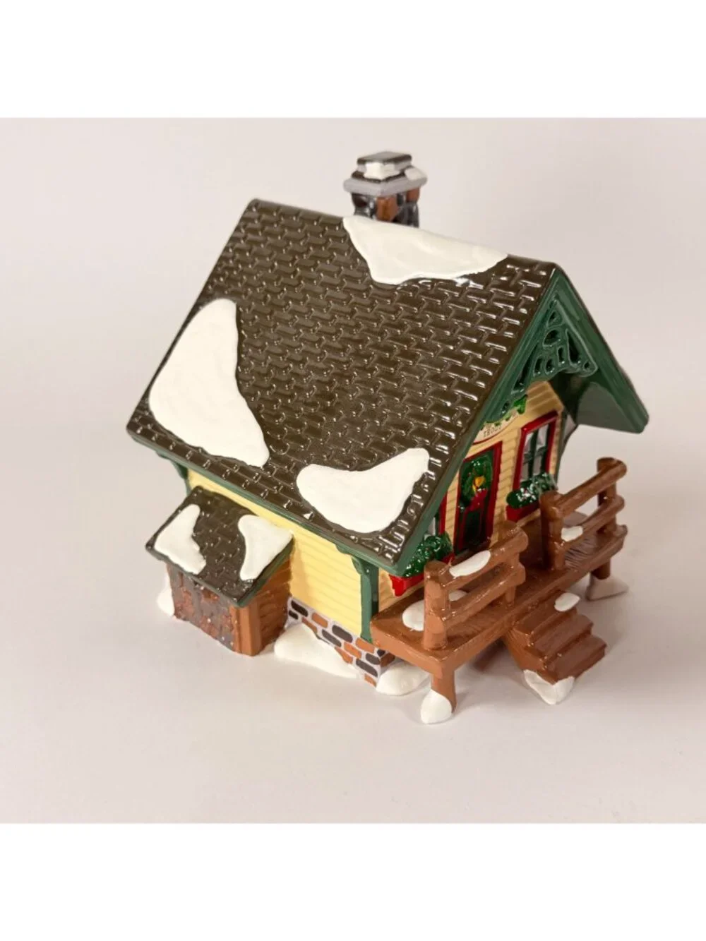 Dept 56 Snow Village Set Of 2 Fisherman’s Nook Cabins Lighted 54615 damaged